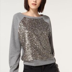 Simply Irresistible 💮 Gray Sequin Top sweatshirt large